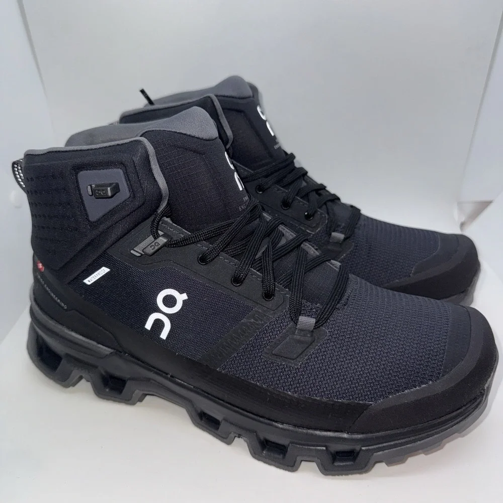 On Running Cloudrock 2 Waterproof Hiking Boot Womens Size 10.5/Men 9